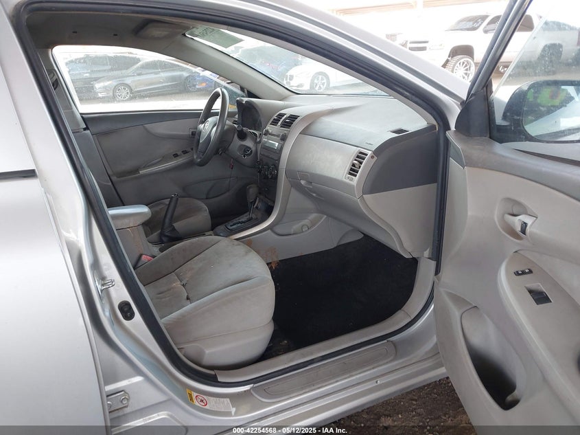 2009 TOYOTA COROLLA VIN: JTDBL40E699028137