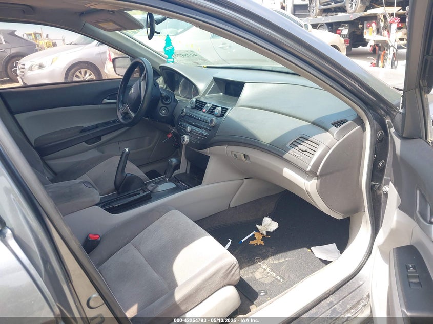 2008 HONDA ACCORD VIN: 1HGCP26388A040338
