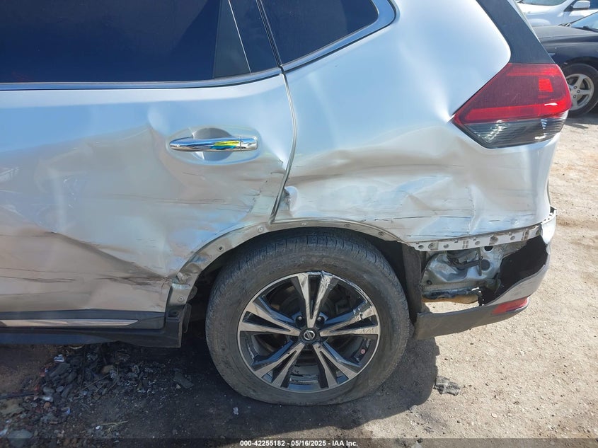 VIN 5N1AT2MT5JC799930 2018 NISSAN ROGUE SL