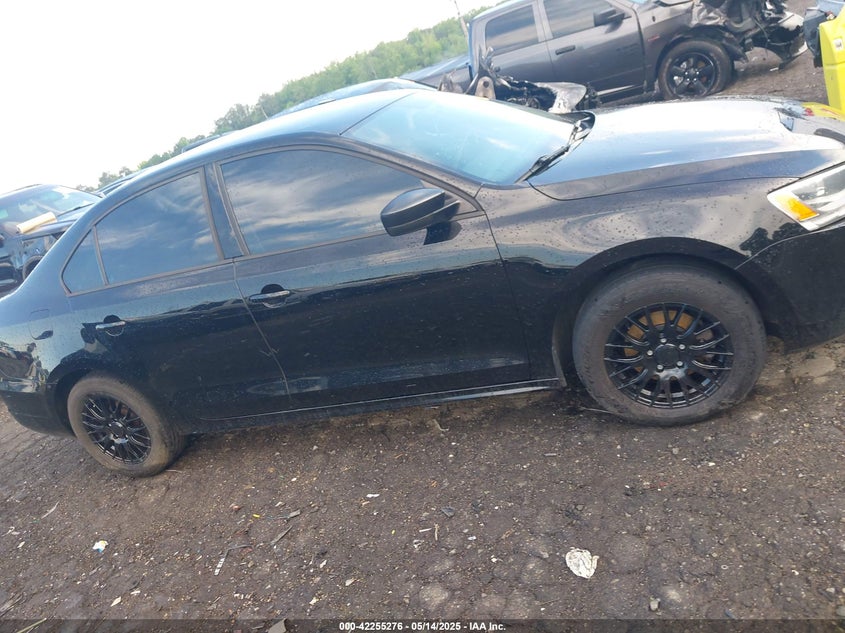 2014 VOLKSWAGEN JETTA 2.0L S - 3VW2K7AJ4EM440677