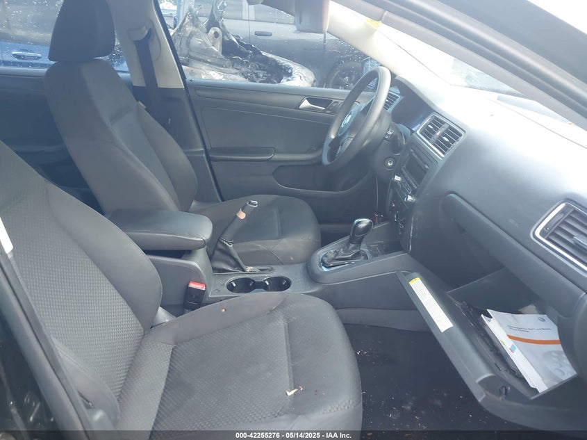 2014 VOLKSWAGEN JETTA 2.0L S - 3VW2K7AJ4EM440677