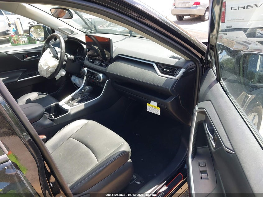 2024 TOYOTA RAV4 XLE PREMIUM - 2T3A1RFV2RC426338