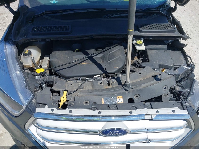 2017 FORD ESCAPE VIN: 1FMCU9G93HUC88980