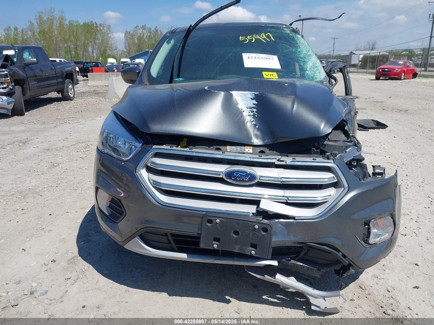 2017 FORD ESCAPE VIN: 1FMCU9G93HUC88980