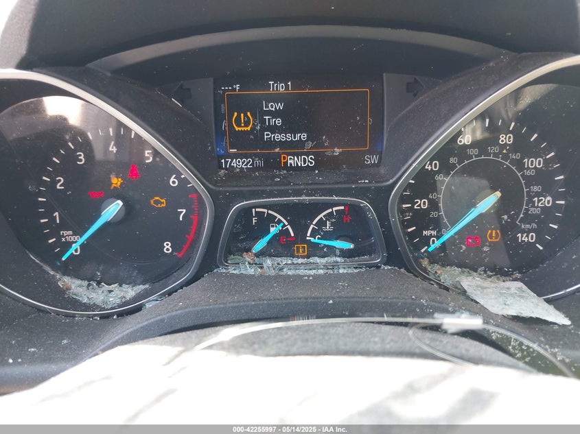 2017 FORD ESCAPE VIN: 1FMCU9G93HUC88980