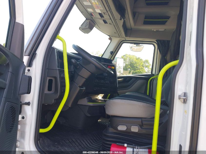 2025 Volvo New Vnl VIN: 4V4BC9EH8SN664365 Lot: 42256346