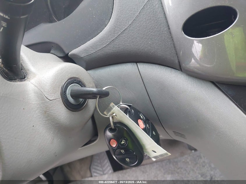 2008 TOYOTA SIENNA VIN: 5TDZK23C98S156811