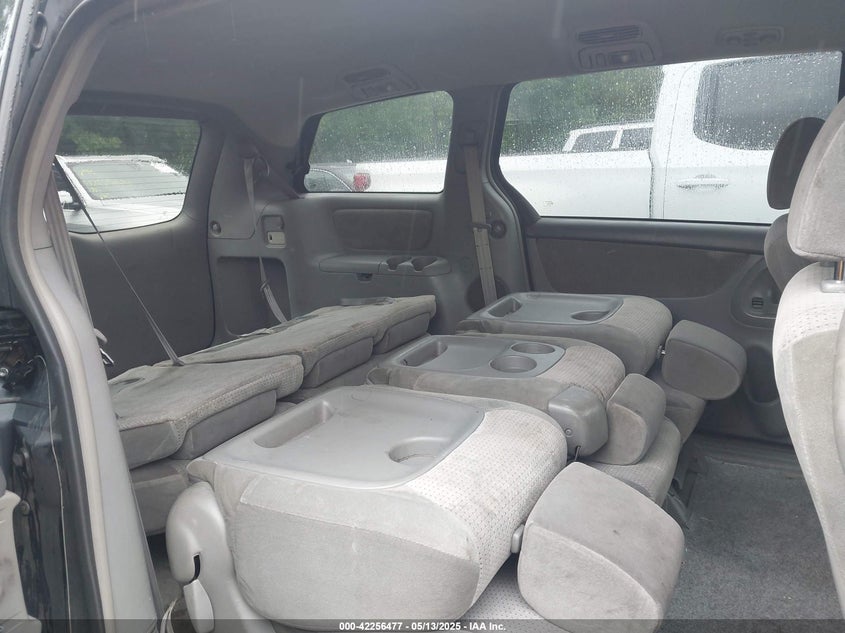 2008 TOYOTA SIENNA VIN: 5TDZK23C98S156811