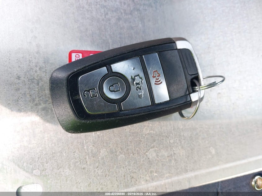 VIN 3FA6P0LU1JR157595 2018 FORD FUSION HYBRID SE