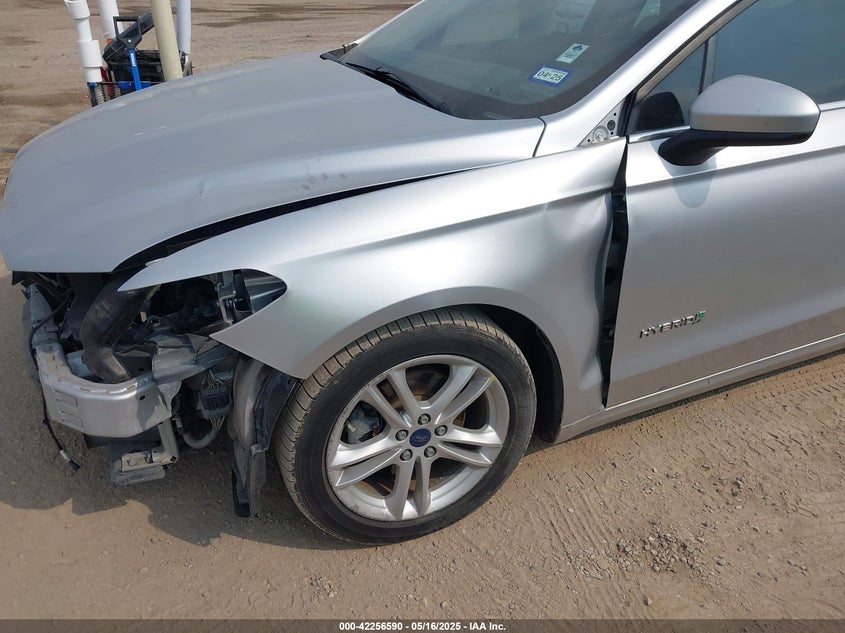 VIN 3FA6P0LU1JR157595 2018 FORD FUSION HYBRID SE