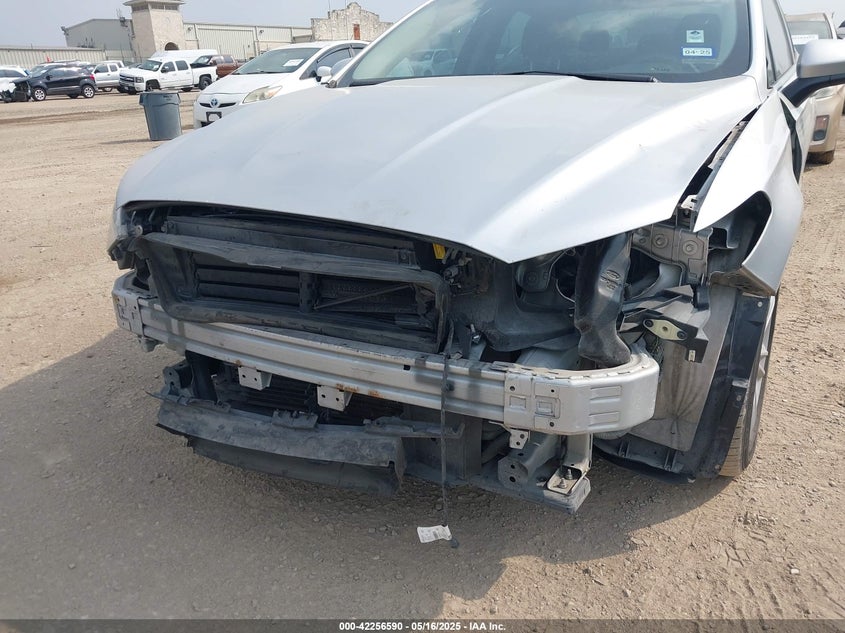 VIN 3FA6P0LU1JR157595 2018 FORD FUSION HYBRID SE