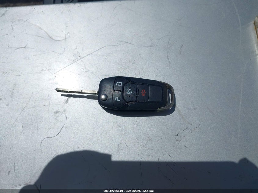 2015 FORD FUSION VIN: 1FA6P0H70F5115772