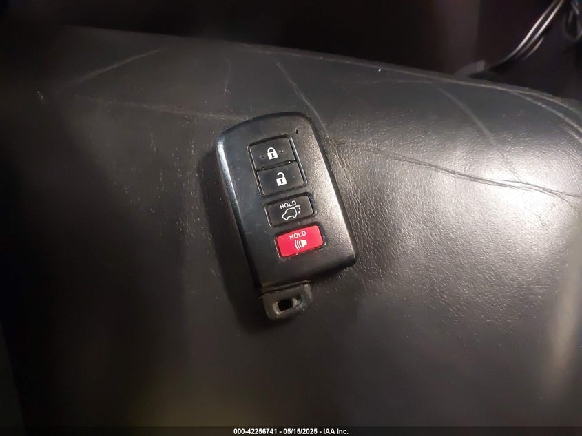 2015 TOYOTA HIGHLANDER XLE - 5TDJKRFH7FS109674