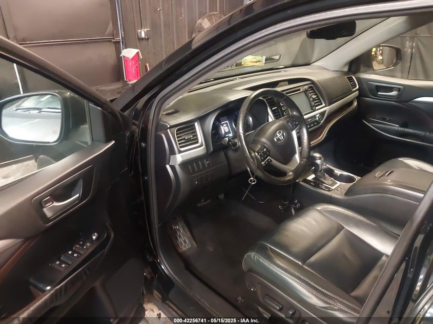 2015 TOYOTA HIGHLANDER XLE - 5TDJKRFH7FS109674