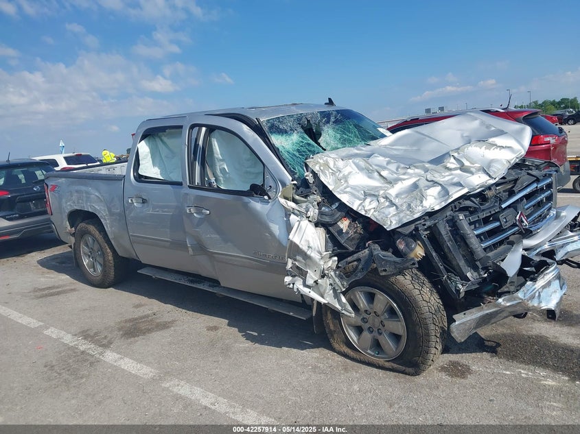 2013 GMC SIERRA 1500 SLT - 3GTP2WE79DG314801