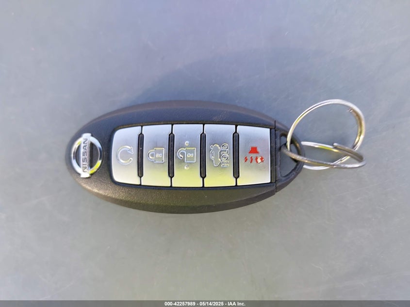 2017 NISSAN MAXIMA 3.5 SV - 1N4AA6AP9HC414670