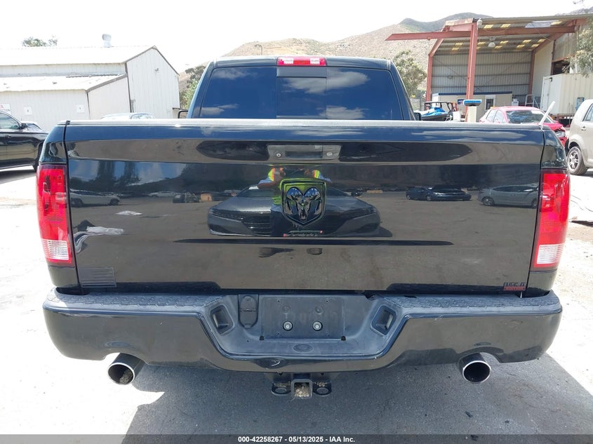 2016 RAM 1500 EXPRESS - 3C6JR6AT8GG135729