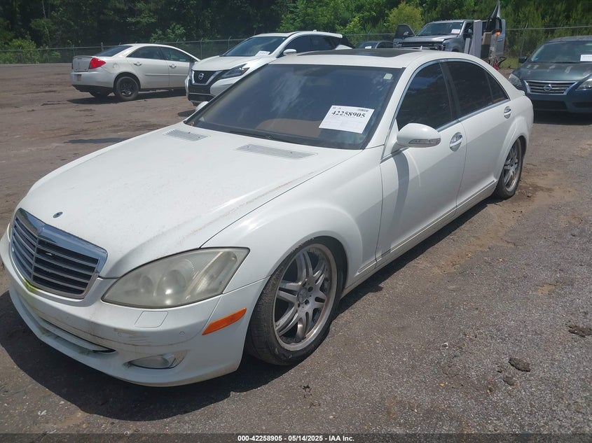 2007 MERCEDES-BENZ S 550 VIN: WDDNG71X47A051470