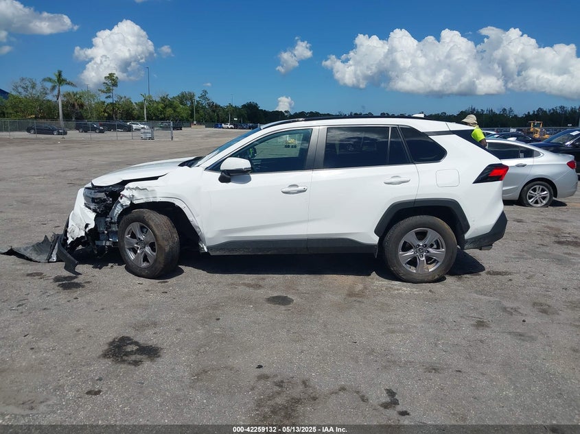 2025 TOYOTA RAV4 XLE - 2T3W1RFV8SC310895