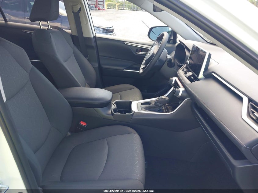 2025 TOYOTA RAV4 XLE - 2T3W1RFV8SC310895