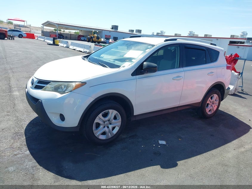 2013 TOYOTA RAV4 LE - JTMZFREV9DD011589
