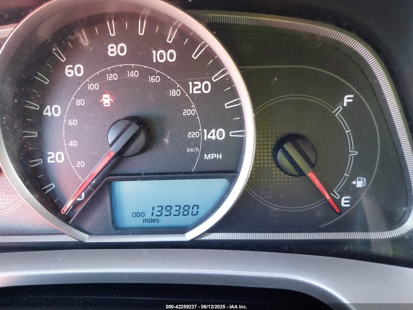 2013 TOYOTA RAV4 LE - JTMZFREV9DD011589