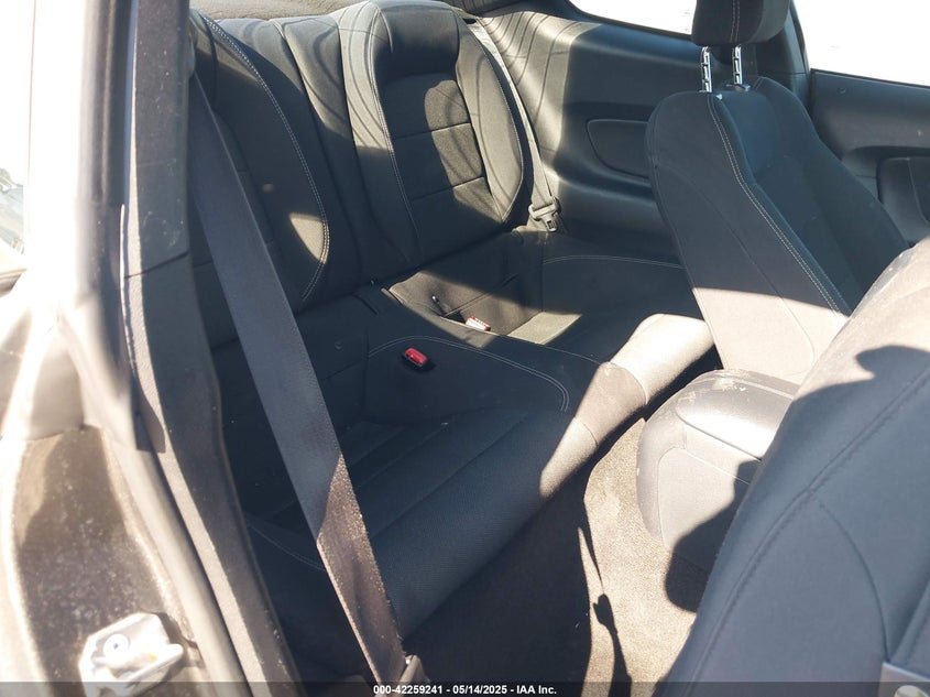 2016 FORD MUSTANG V6 - 1FA6P8AM0G5210574