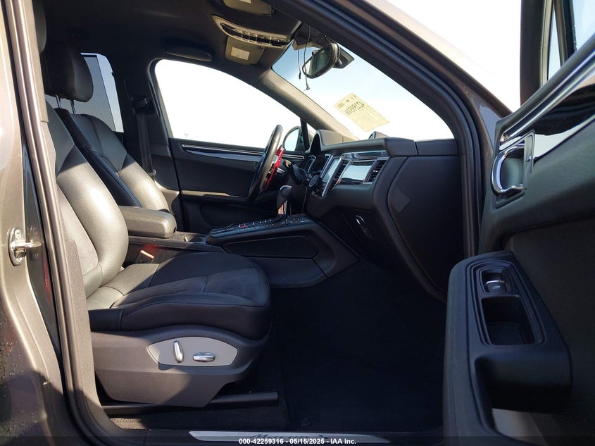 2015 PORSCHE MACAN S - WP1AB2A57FLB55185