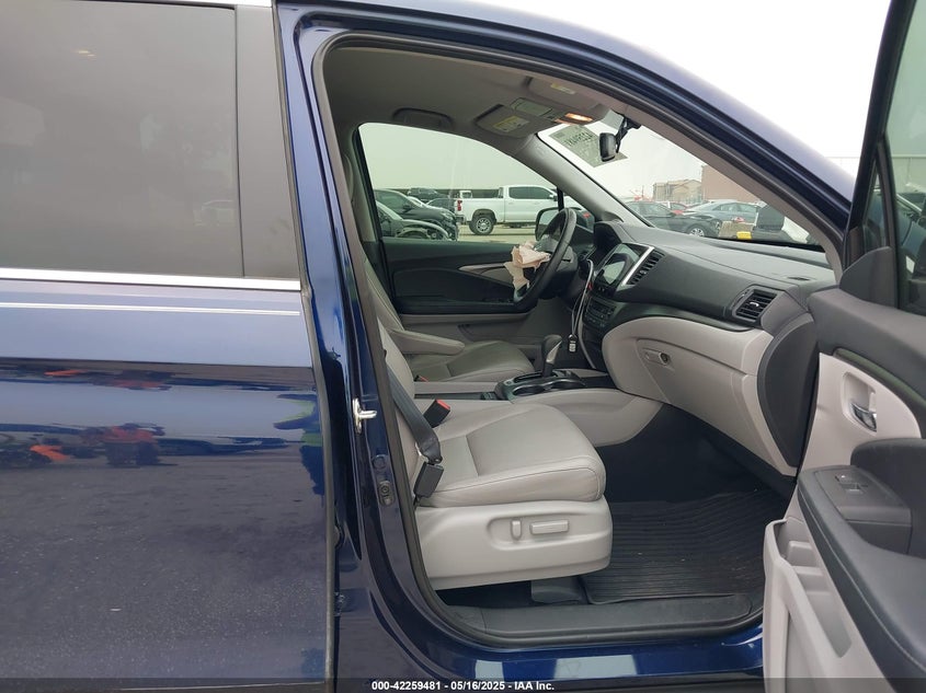 2017 HONDA RIDGELINE RTL-T - 5FPYK2F60HB011718