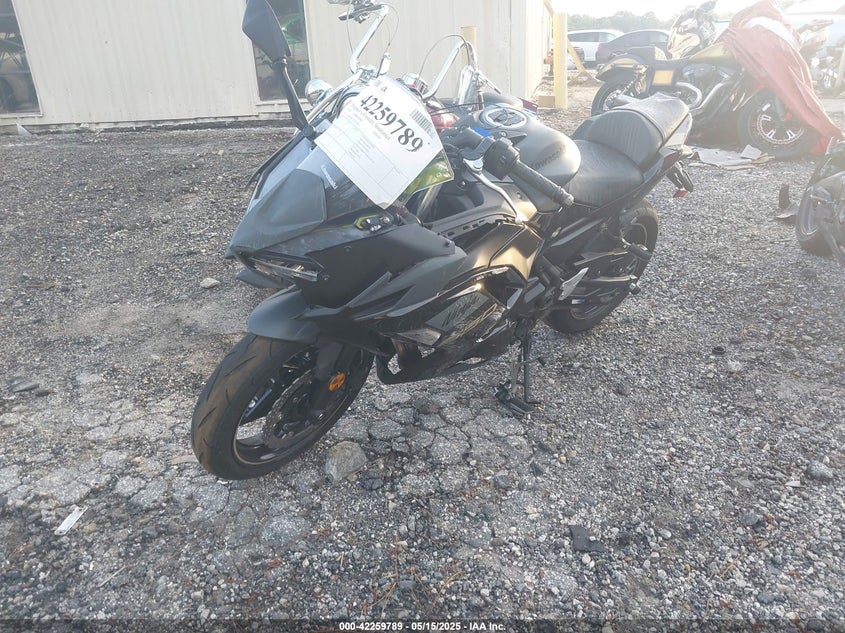 2024 KAWASAKI EX650 R - ML5EXER11RDAD5039