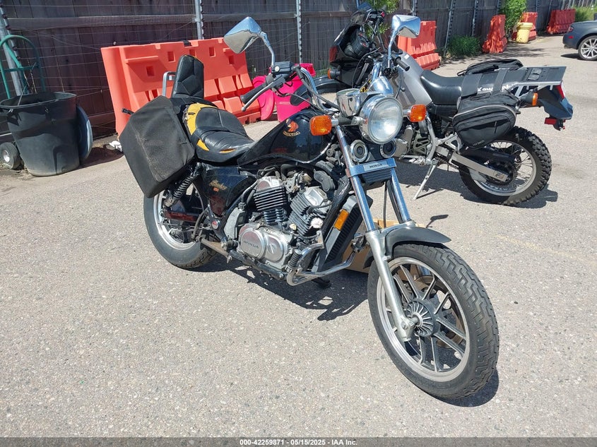 JH2PC080XGM300813 HONDA VT500 Photo 1