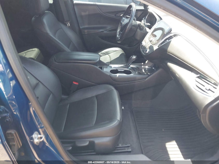 2019 CHEVROLET MALIBU VIN: 1G1ZD5ST7KF187052
