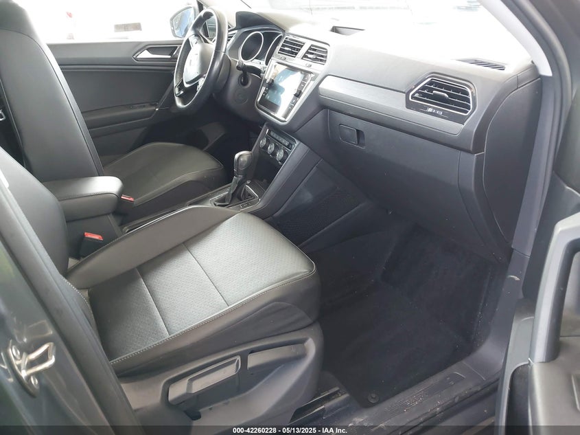 VIN 3VV3B7AX5JM190020 2018 VOLKSWAGEN TIGUAN 2.0T SE/2.0T SEL