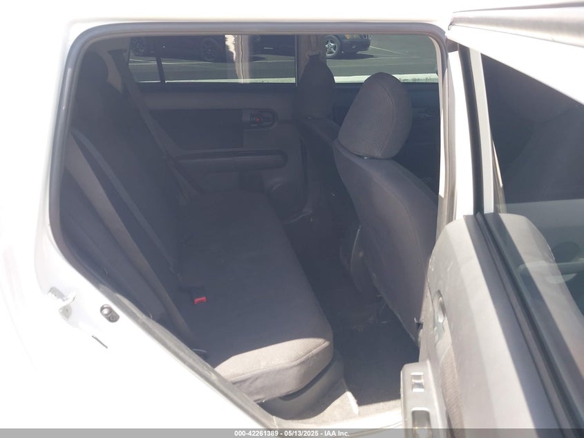 2008 SCION XB VIN: JTLKE50E181046191