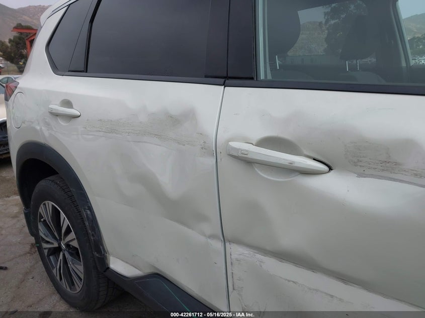 VIN JN8AT3BA6MW011398 2021 NISSAN ROGUE SV FWD