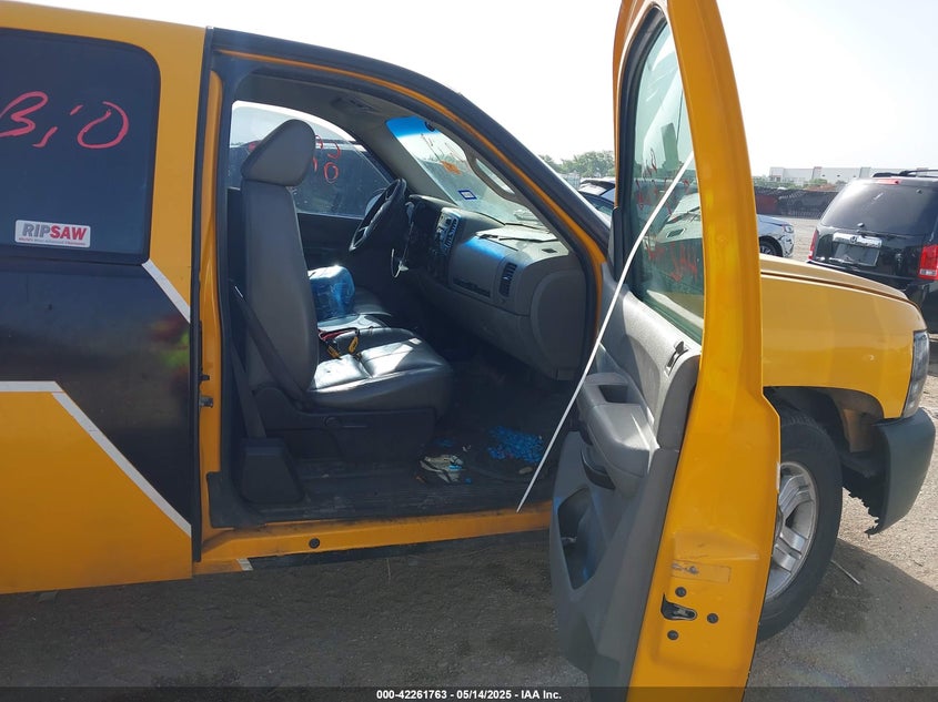 2007 CHEVROLET SILVERADO VIN: 1GCEK19057Z627243
