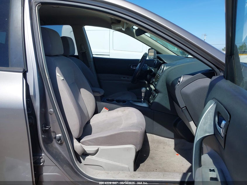 2013 NISSAN ROGUE VIN: JN8AS5MT6DW500879