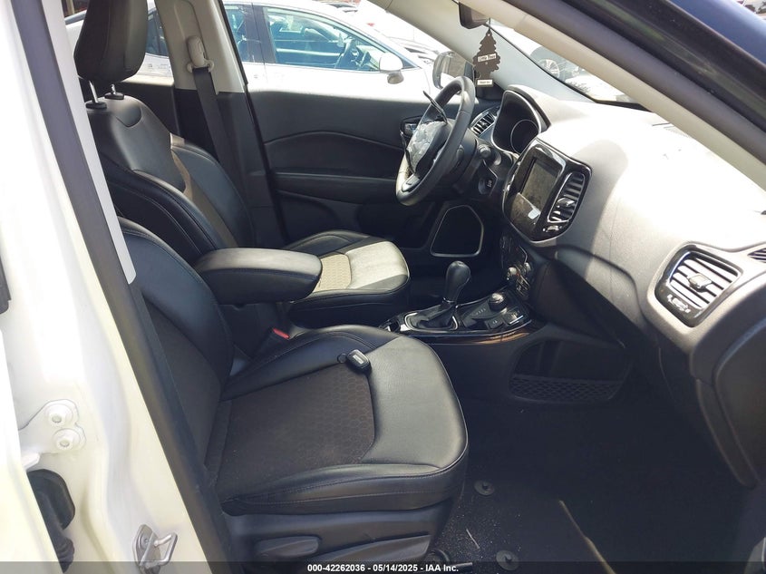 2021 JEEP COMPASS LATITUDE - 3C4NJDBB8MT555358