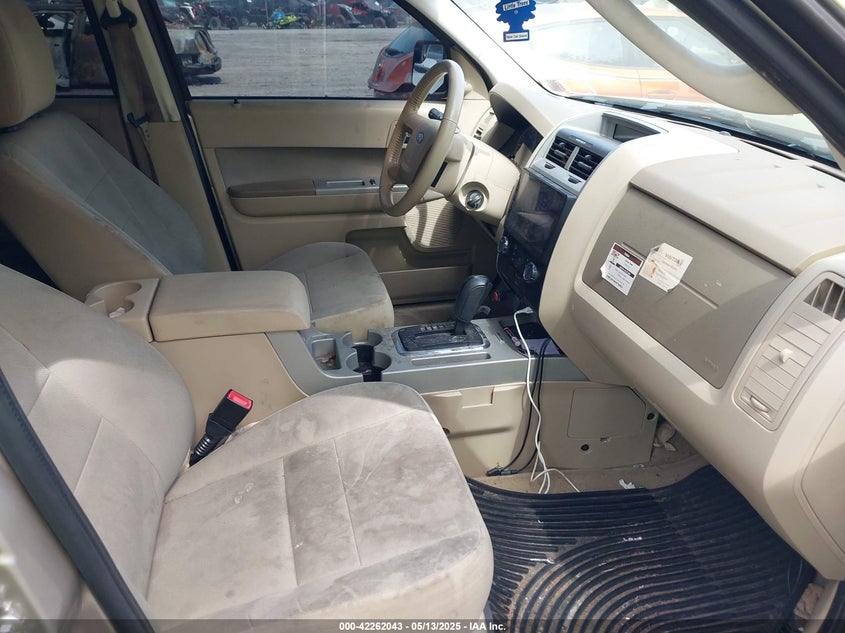 1FMCU9DG2BKA65478 2011 FORD ESCAPE photo no. 5