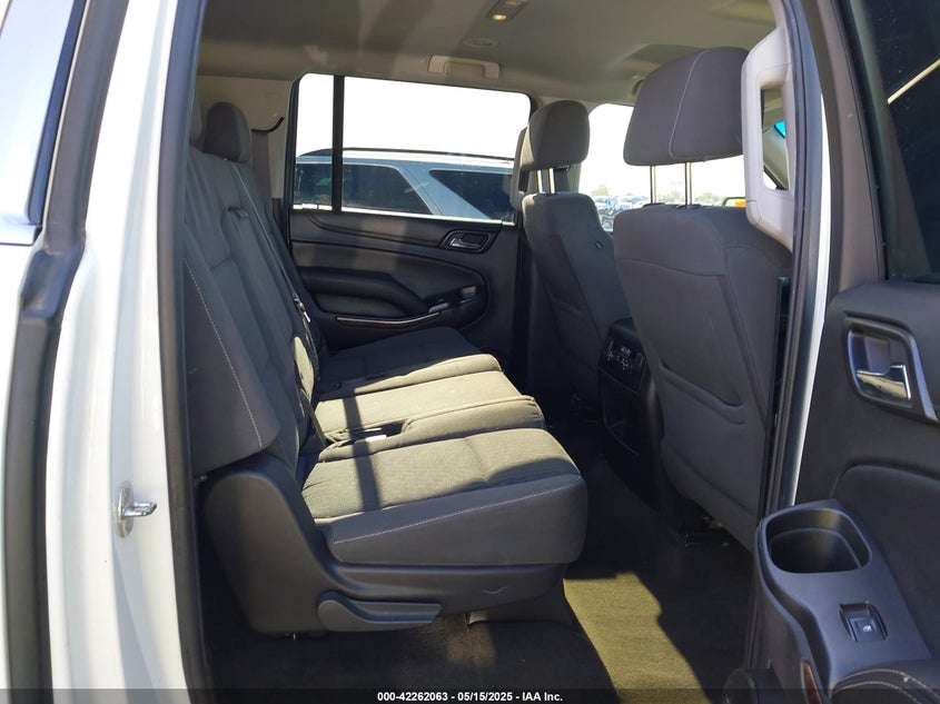 2016 CHEVROLET SUBURBAN VIN: 1GNSCGKC8GR273622