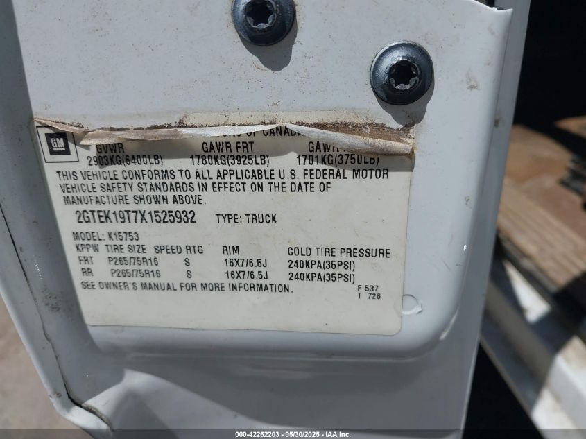 1999 GMC Sierra 1500 Sle VIN: 2GTEK19T7X1525932 Lot: 42262203