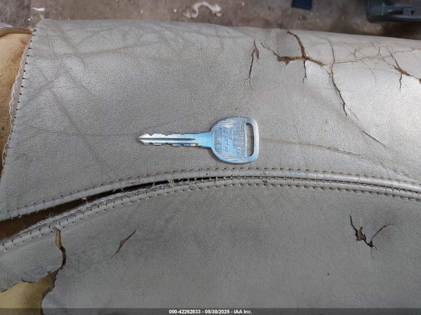 2003 Cadillac Deville Standard VIN: 1G6KD54Y93U126335 Lot: 42262833