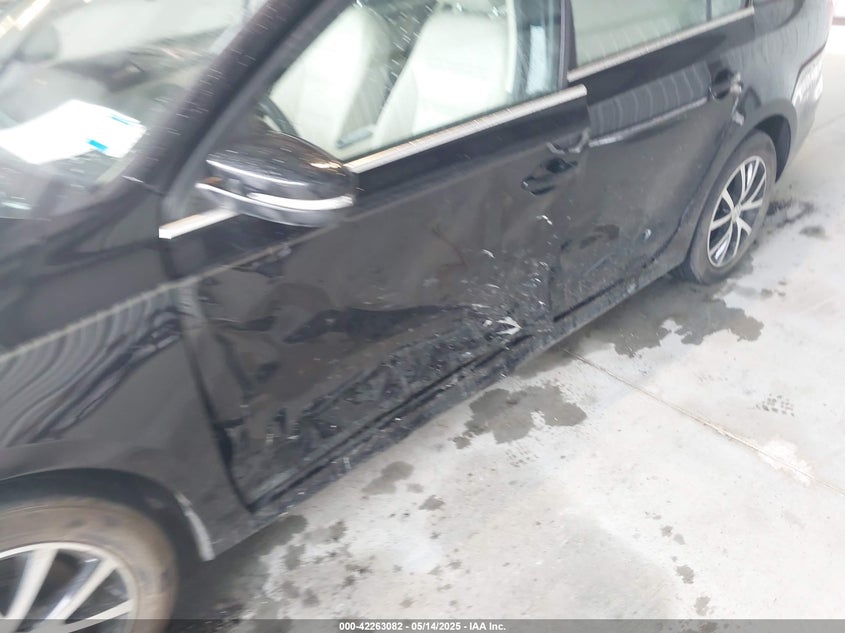 2018 VOLKSWAGEN JETTA VIN: 3VWDB7AJ3JM263655