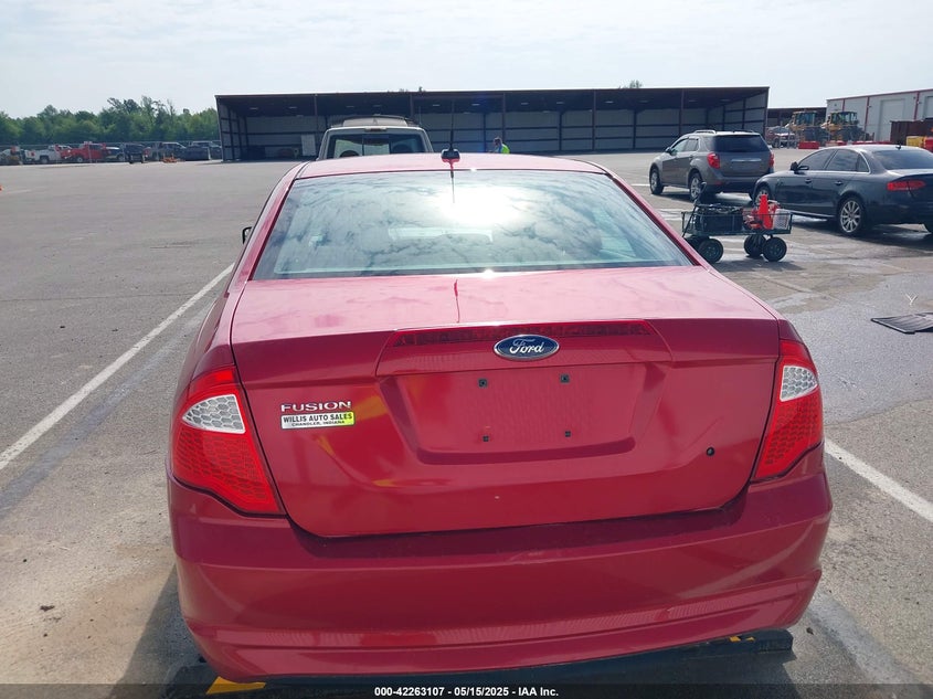2012 Ford Fusion S VIN: 3FAHP0GA8CR256149 Lot: 42263107
