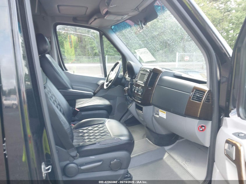2014 MERCEDES-BENZ SPRINTER VIN: WD3PE8CCXE5851991