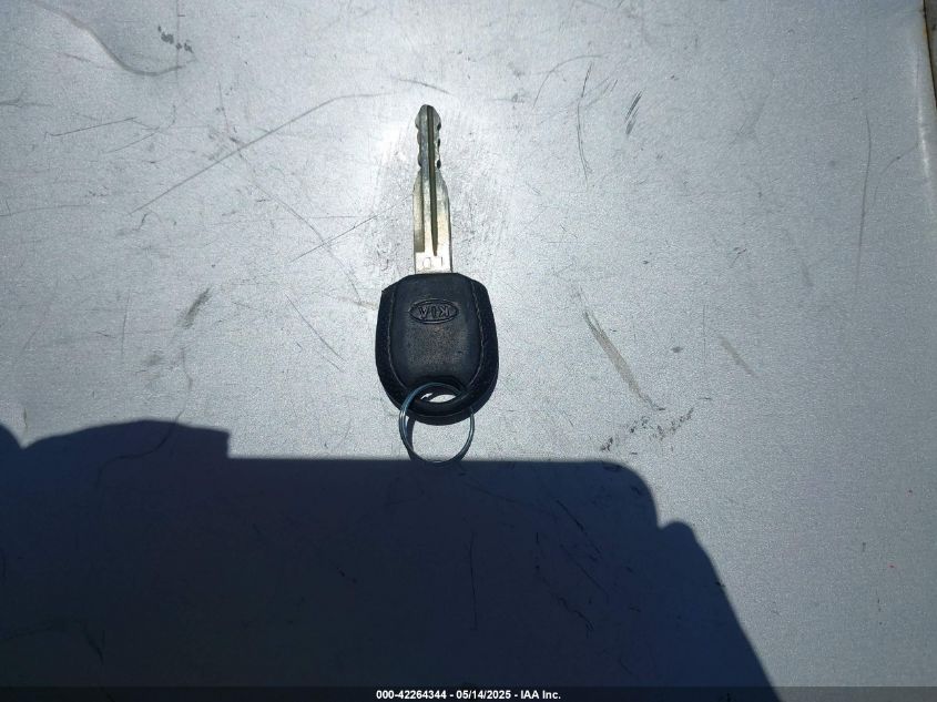 2005 Kia Spectra5 VIN: KNAFE161655149182 Lot: 42264344