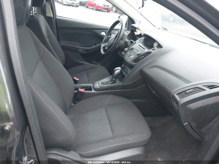 2016 FORD FOCUS SE - 1FADP3K28GL236942