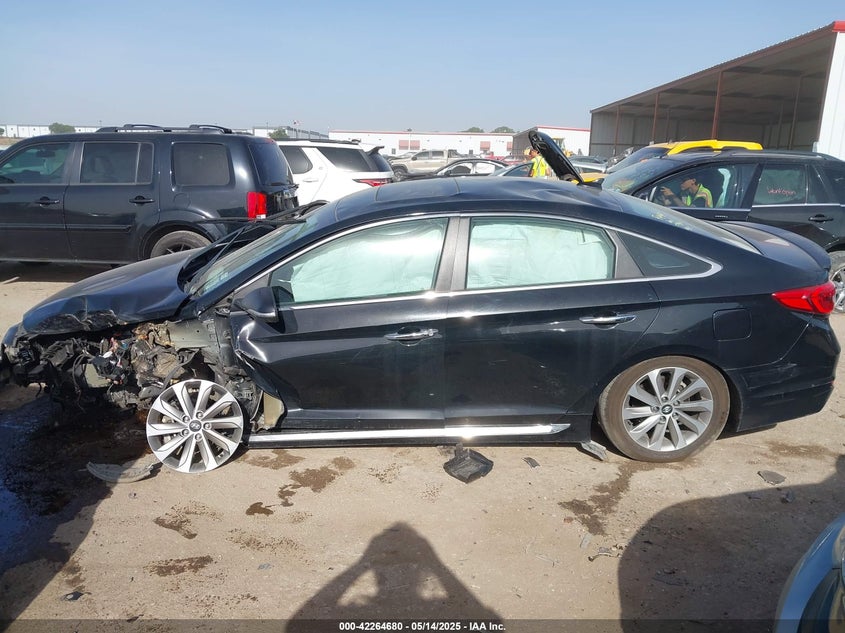 2017 HYUNDAI SONATA SPORT - 5NPE34AF1HH558140