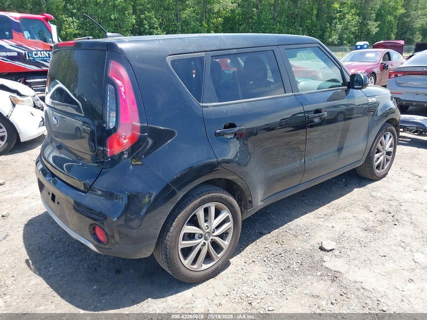 2017 KIA SOUL VIN: KNDJP3A56H7411496