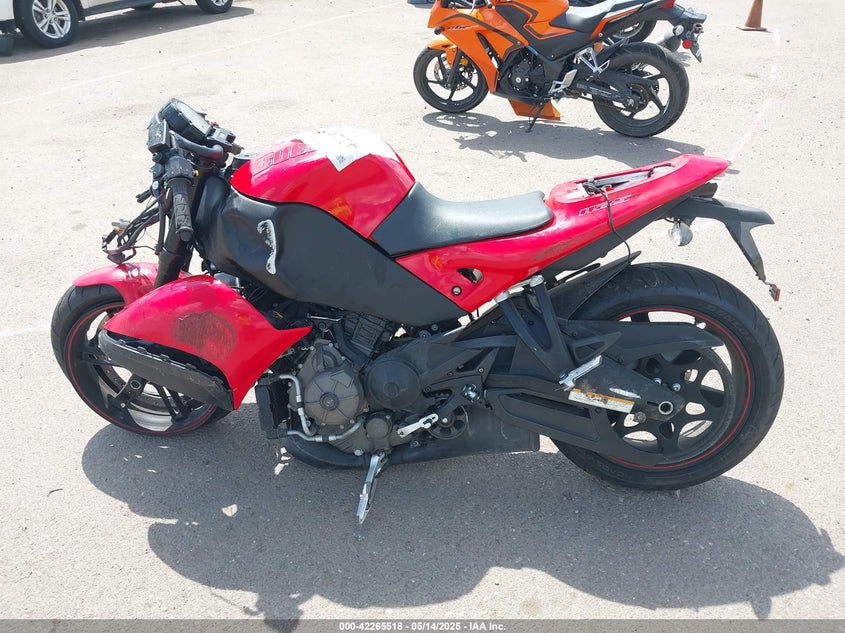 4MZYL04D293C01142 2009 BUELL 1125 photo no. 13